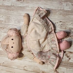 1981 Vintage Christmas Ursula Doll - Applause